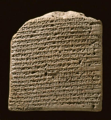 What exactly is this tablet? It appears to be in Akkadian cuneiform, can't tell if it's Hittite ...