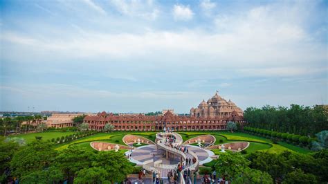 Thematic Garden Pictures – Swaminarayan Akshardham New Delhi