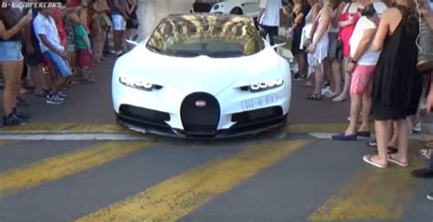 Getting Girls in a Bugatti Veyron: the Ultimate Gold Digger Prank ...