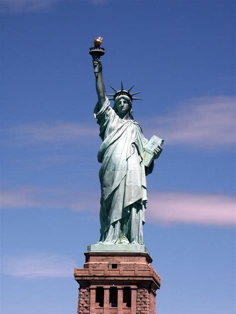 File:Statue of Liberty National Monument STLI 02-02.jpg