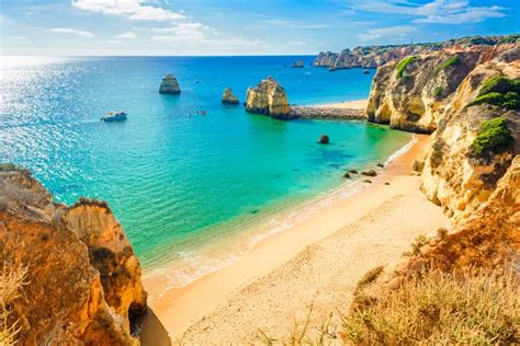 10 Travel Tips for Visiting the Algarve, Portugal - Road Affair