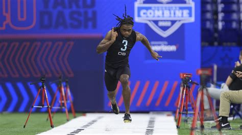 Baylor's Kalon Barnes runs second-fastest NFL Scouting Combine 40-yard ...