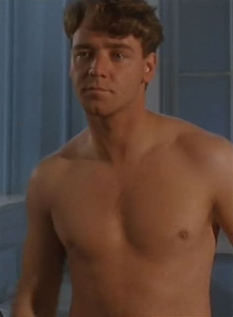 Young Russell | Russell crowe young, Australian actors, Russell crowe