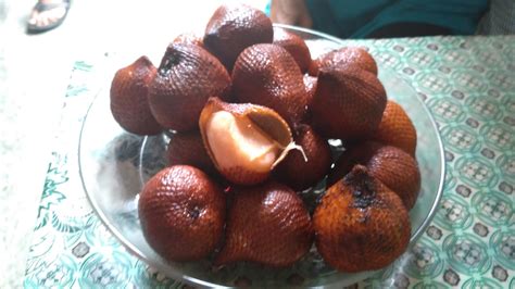 Salak Asinan khas Bali