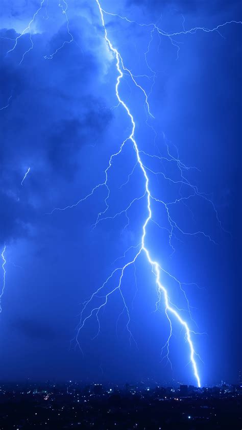 Lightning Strike Wallpaper (47+ images)