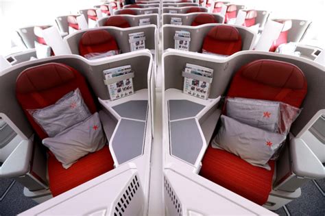 Hong Kong Airlines New Business Class Seat - SamChui.com