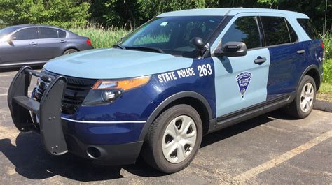 Massachusetts State Police # 263 Ford Interceptor Utility Slicktop | Police patrol, State police ...