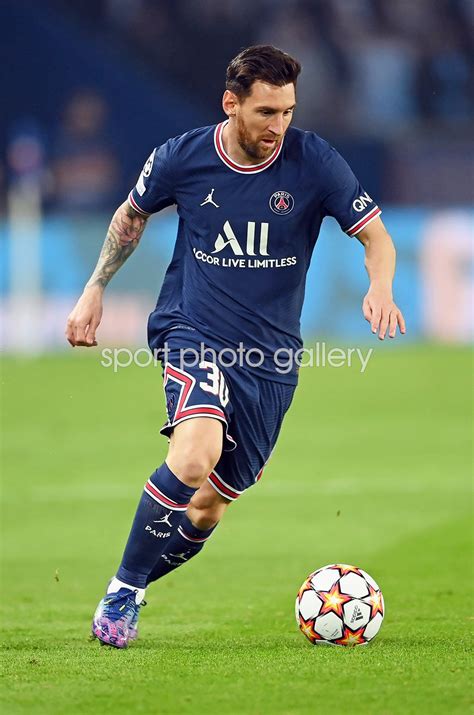 Lionel Messi Paris Saint-Germain Champions League 2021 Images ...