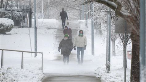 Kansas City weather: Dangerous cold expected after more snow | Kansas City Star