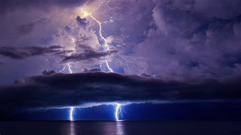 Purple Lightning Storm Over Ocean - HD Wallpaper