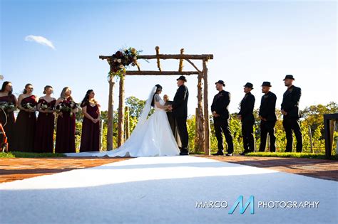 Vineyard Wedding | Long Island Wedding Venues | East Wind