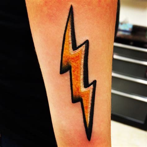 Lightning bolt tattoo | Tatu's | Pinterest | Lightning bolt tattoo ...