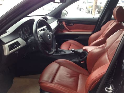 #BMW #RED #INTERIOR #CLASSY & #SPORTY | Sporty, Car seats, Bmw