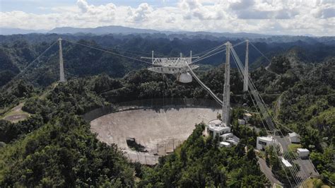 Video: Arecibo Observatory Telescope Collapses, Ending Era Of World ...