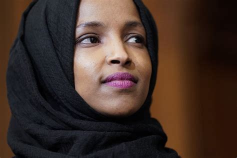 "Rep. Ilhan Omar receives messages of support after Trump posts spli ...