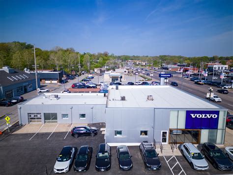 Volvo Dealership – Rangwala Architects