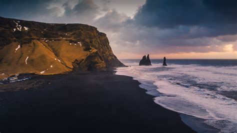 Aerial perspective of Reynisfjara black sand beach, Vik, Iceland | Windows Spotlight Images