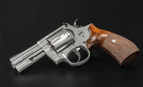 What is the Korth Combat Revolver | Luxus Capital