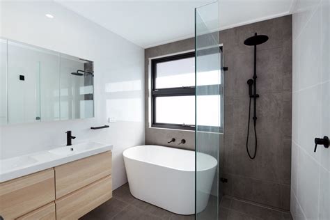 Our Top Bathroom Renovation Tips | Smith & Sons