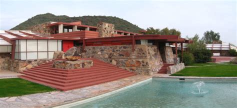 Frank Lloyd Wright embraced the desert with his Arizona home, Taliesin West - The Vintage News