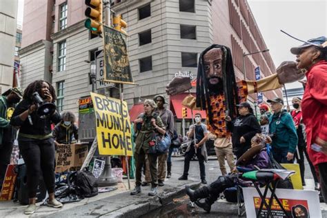 Mumia Abu-Jamal supporters gather outside hearing - WHYY