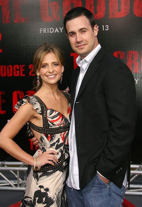 Sarah Michelle Gellar Shares Sweet Birthday Tribute To Husband Freddie ...