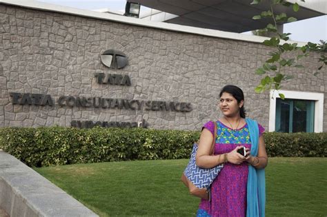 Tata Consultancy Services Profit Jumps - WSJ