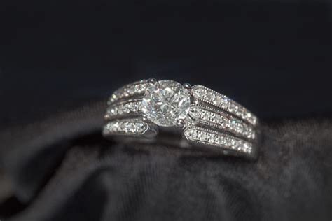New Diamond Ring (Diamonds Direct - Austin, TX) | New Diamon… | Flickr