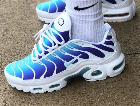 Vous voulez acheter la chaussure Nike Air Max Plus TN SE Fierce Purple Bleached Aqua (prix : 160 ...