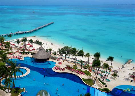 17 Best Family Hotels in Cancun - Where to Stay With Kids - Mexico Dave