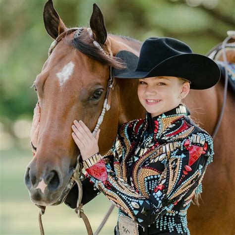 Pin by Katie Morehead on Giddy Up | Western show clothes, Horse show ...