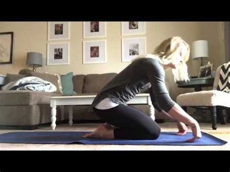 Beginners Yoga - Ankle Stretch, Forward Fold, Plough, Cat, and Cow Pose | Yoga for beginners ...