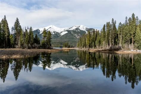 The 10 Best Lakes in Montana - Discovering Montana