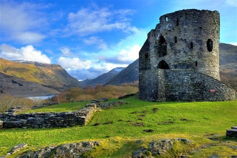 Dolbadarn HDR | The ruins of Dolbadarn Castle, Snowdonia, wi… | Flickr