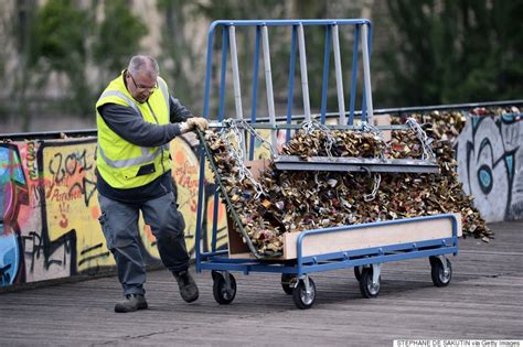 Paris Removes 'Love Locks' From Famous Bridge | HuffPost