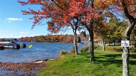 Poconos Fall Foliage Report 2019 - #4 - Jim Thorpe Fall Foliage ...