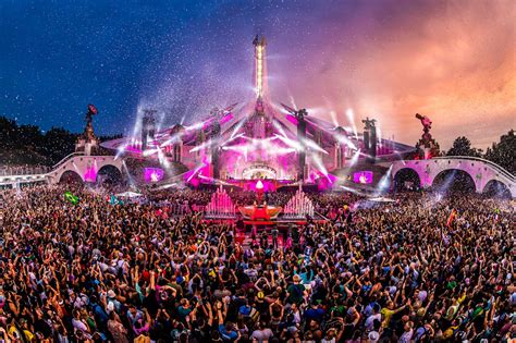 Tomorrowland 2022 - Full Sets now available