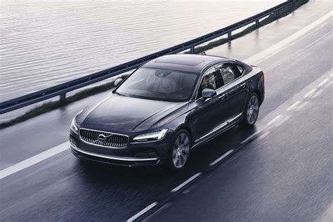 Volvo S90 Price in India, Images, Reviews, Colours & Top Model