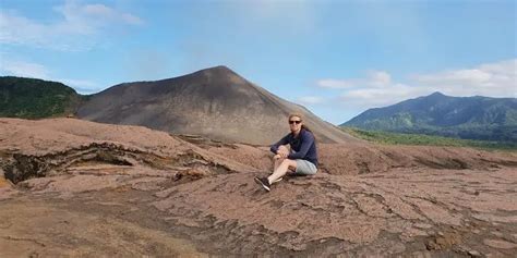 Epic Volcano Tour Vanuatu - the edge of Mount Yasur.