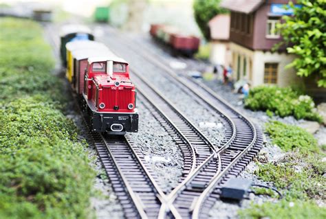 3 Basic Model Train Layout Mistakes to Avoid for Beginners - Charles Ro Supply Company