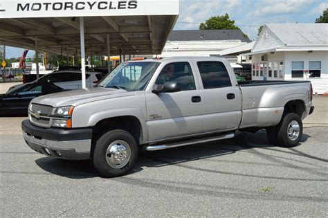 2004 Chevrolet Silverado 3500 | Mutual Enterprises Inc