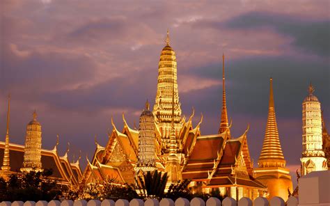 Gold-Temple-of-Emerald-Buddha-Trees-Bangkok-Thailand. | Bangkok thailand, Bangkok city tour ...