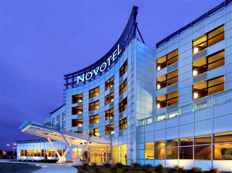 Novotel Montreal Aeroport Hotel in Montreal (QC) - Room Deals, Photos ...