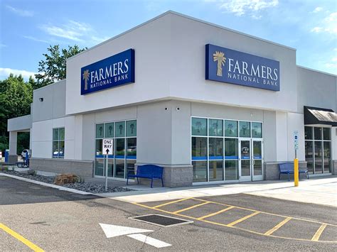 Farmers National Bank debuts tech-enabled Lab Branch | Crain's Cleveland Business