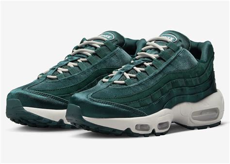 Nike Air Max 95 'Green Velvet' Release Info - JustFreshKicks