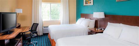 Hotel Rooms & Suites in Quincy IL | Fairfield Inn & Suites Quincy