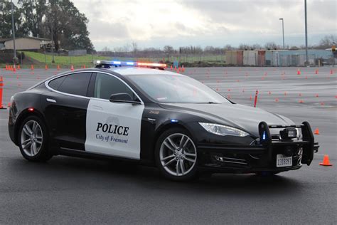 A Police Tesla Nearly Ran Out of Power During a Chase. It Wasn’t the ...