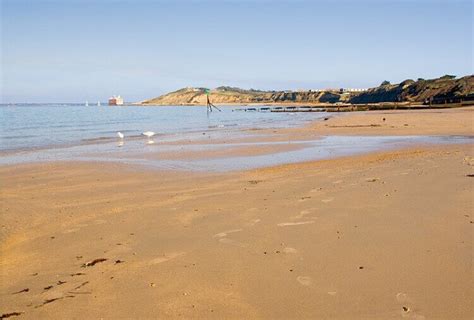 Colwell Bay, Freshwater, Isle of Wight - isleofwight.com