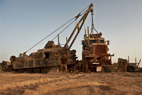 M88A2 Hercules Recovery Vehicle | Military.com