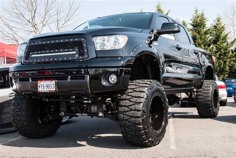 Toyota Tundra Lifted Truck